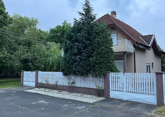 Apartament Z&t *